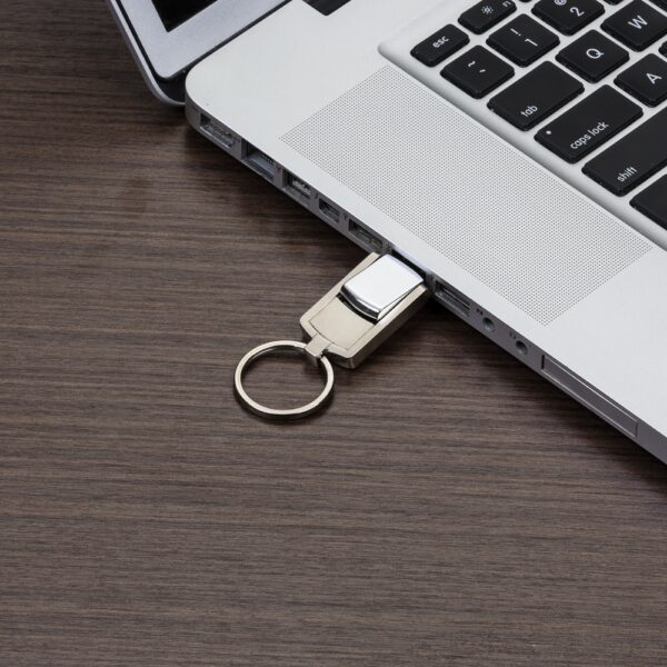 Mini Pen Drive 4GB/8GB Giratório - Imagem 3